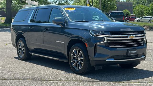 2021 Chevrolet Suburban 4WD LT