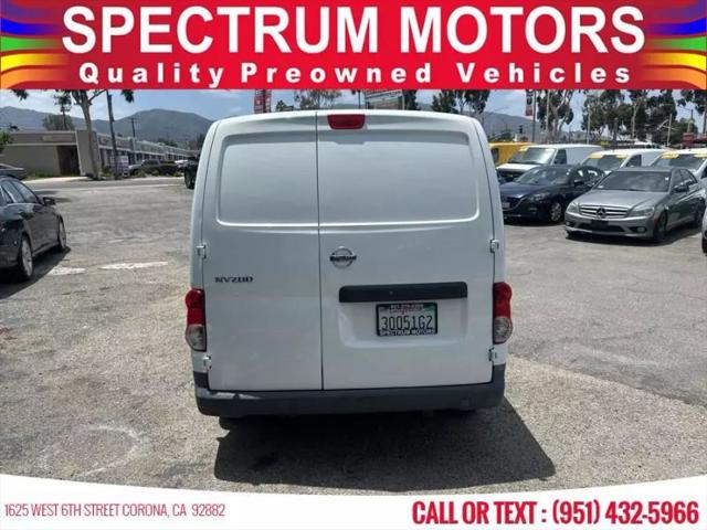 2017 Nissan NV200 S