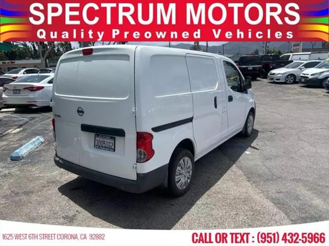 2017 Nissan NV200 S