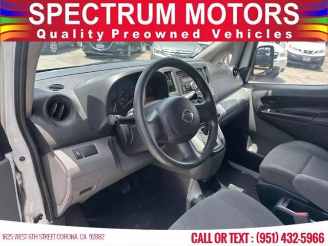2017 Nissan NV200 S