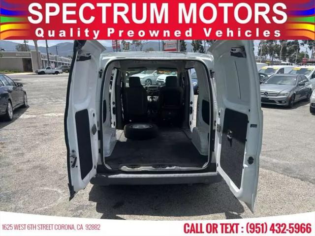 2017 Nissan NV200 S