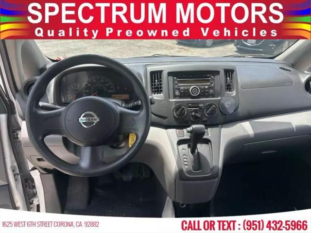 2017 Nissan NV200 S