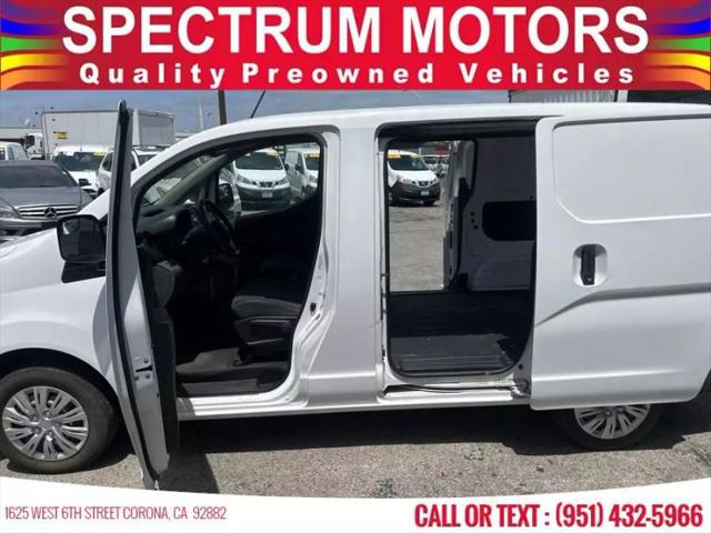 2016 Nissan NV200 S