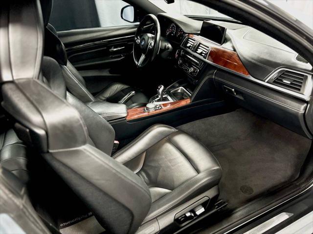 2017 BMW M4 Standard