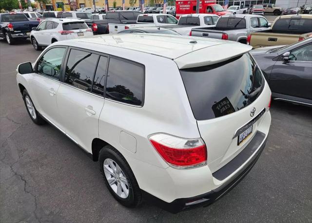 2012 Toyota Highlander SE