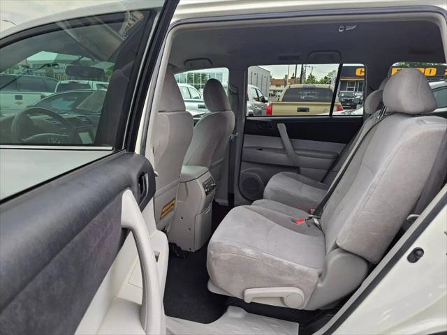 2012 Toyota Highlander SE