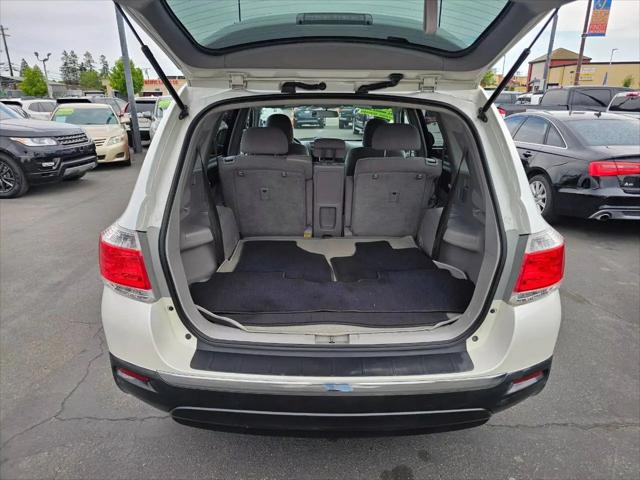 2012 Toyota Highlander SE