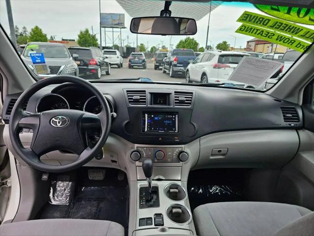 2012 Toyota Highlander SE