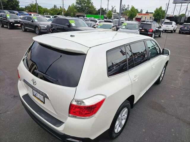 2012 Toyota Highlander SE