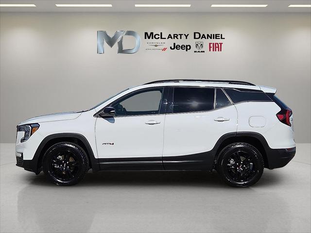 2022 GMC Terrain AWD AT4