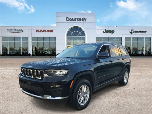 2023 Jeep Grand Cherokee L Laredo 4x2