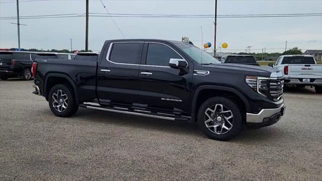 2023 GMC Sierra 1500 4WD Crew Cab Standard Box SLT