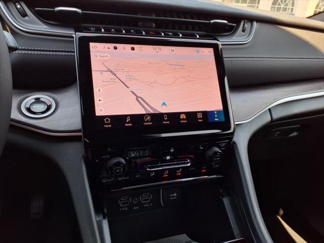 2025 Jeep Grand Cherokee L Limited 4x4