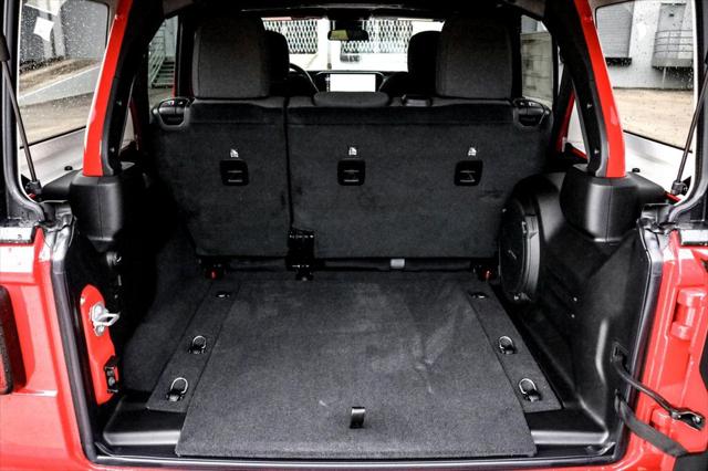 2025 Jeep Wrangler 4-Door Willys 4x4
