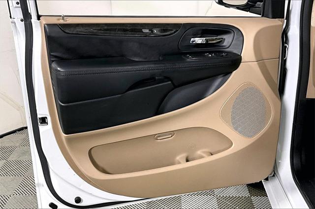 Used 2016 Dodge Grand Caravan For Sale in Olive Branch, MS