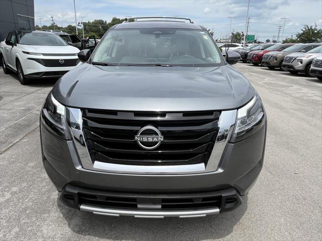 2024 Nissan Pathfinder SL 4WD