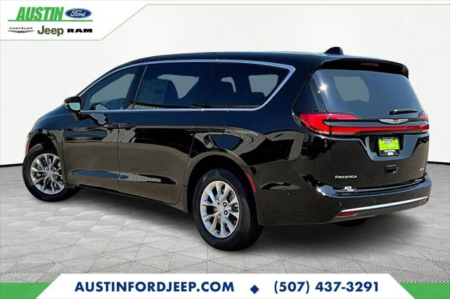 2025 Chrysler Pacifica PACIFICA SELECT AWD