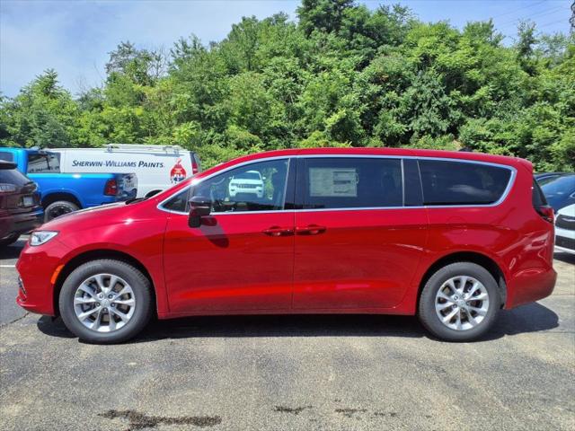 2025 Chrysler Pacifica PACIFICA SELECT AWD