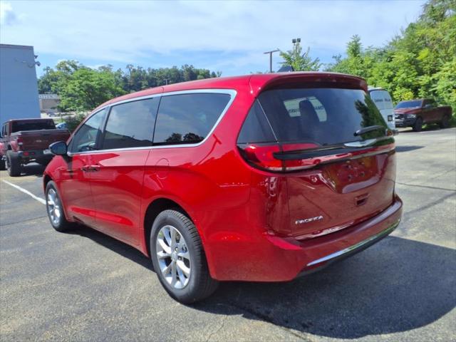 2025 Chrysler Pacifica PACIFICA SELECT AWD
