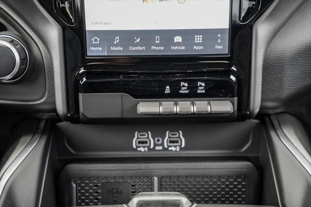 2026 Ram 1500 Big Horn Crew Cab 4x4 5'7" Box