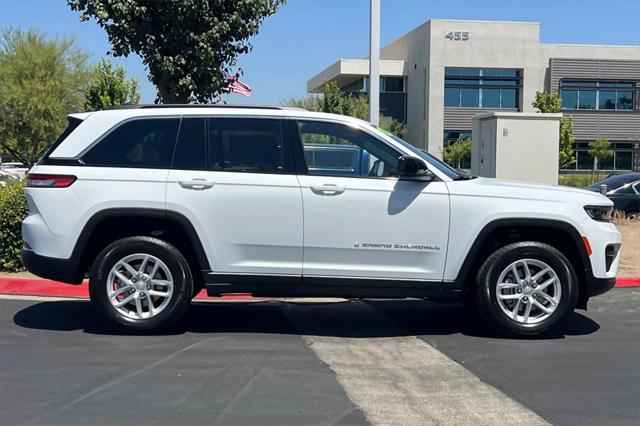 2025 Jeep Grand Cherokee GRAND CHEROKEE LAREDO X 4X2