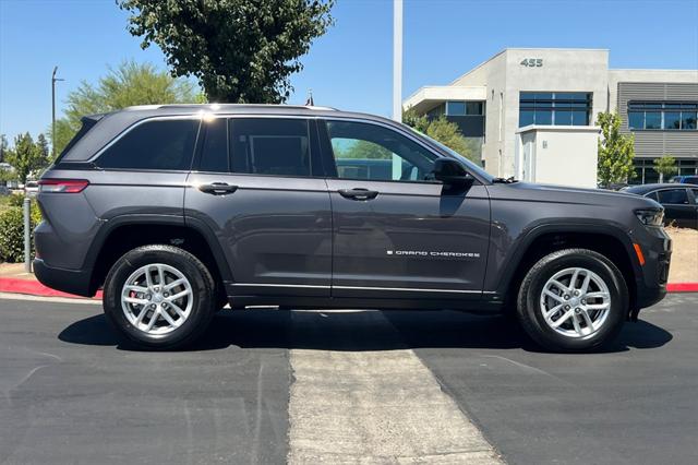 2025 Jeep Grand Cherokee GRAND CHEROKEE LAREDO X 4X4 2025 Jeep Grand Cherokee GRAND CHEROKEE LAREDO X 4X4