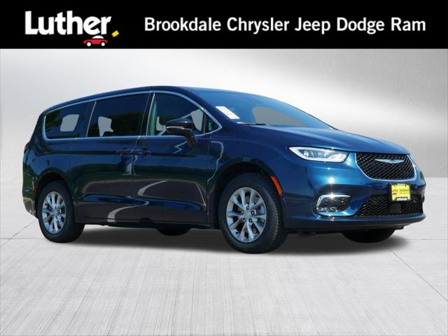 2025 Chrysler Pacifica PACIFICA SELECT AWD