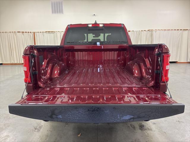 2026 Ram 1500 Tradesman Crew Cab 4x4 5'7" Box