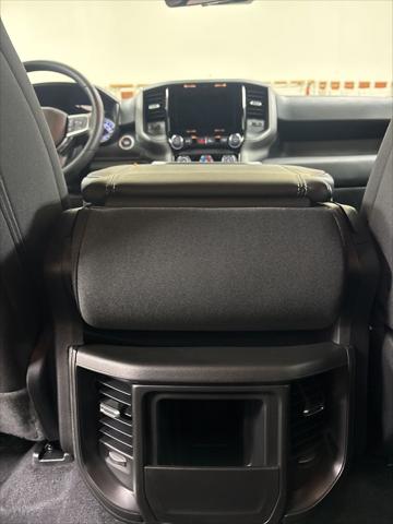 2026 Ram 1500 Tradesman Crew Cab 4x4 5'7" Box
