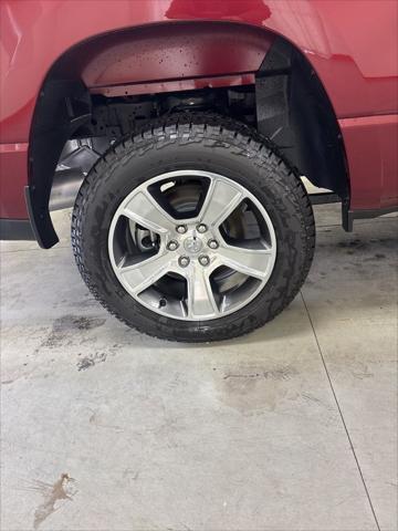 2026 Ram 1500 Tradesman Crew Cab 4x4 5'7" Box