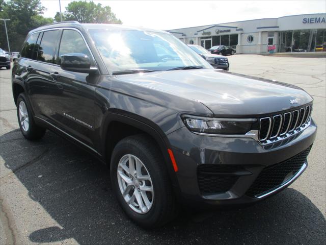 2025 Jeep Grand Cherokee GRAND CHEROKEE LAREDO X 4X4 2025 Jeep Grand Cherokee GRAND CHEROKEE LAREDO X 4X4