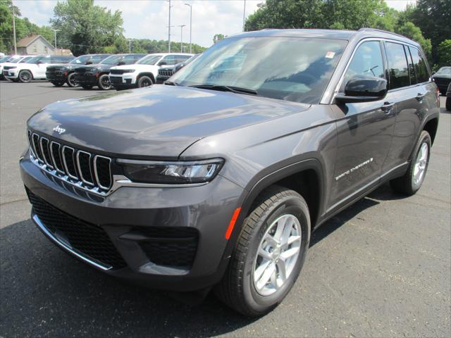 2025 Jeep Grand Cherokee GRAND CHEROKEE LAREDO X 4X4 2025 Jeep Grand Cherokee GRAND CHEROKEE LAREDO X 4X4