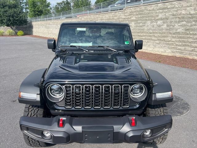 2025 Jeep Gladiator GLADIATOR RUBICON 4X4
