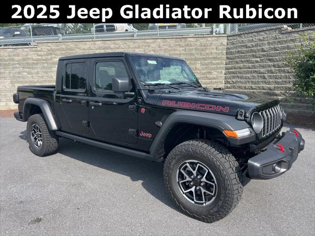 2025 Jeep Gladiator GLADIATOR RUBICON 4X4