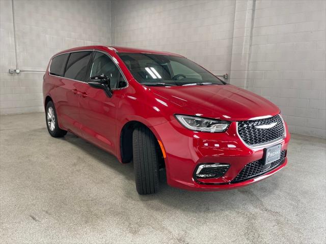2025 Chrysler Pacifica PACIFICA SELECT AWD