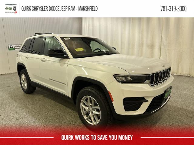 2025 Jeep Grand Cherokee GRAND CHEROKEE LAREDO X 4X4