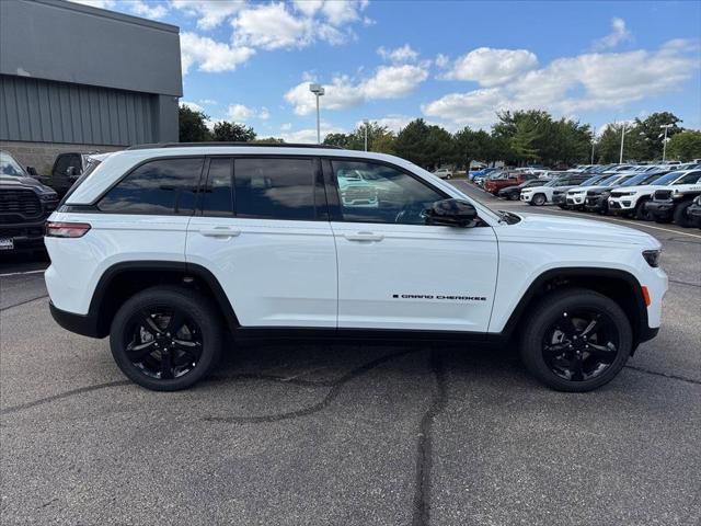 2025 Jeep Grand Cherokee GRAND CHEROKEE ALTITUDE X 4X4