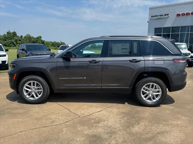 2025 Jeep Grand Cherokee GRAND CHEROKEE LAREDO X 4X2