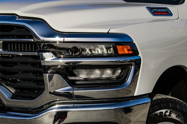 2025 RAM Ram 2500 RAM 2500 LONE STAR CREW CAB 4X4 64 BOX