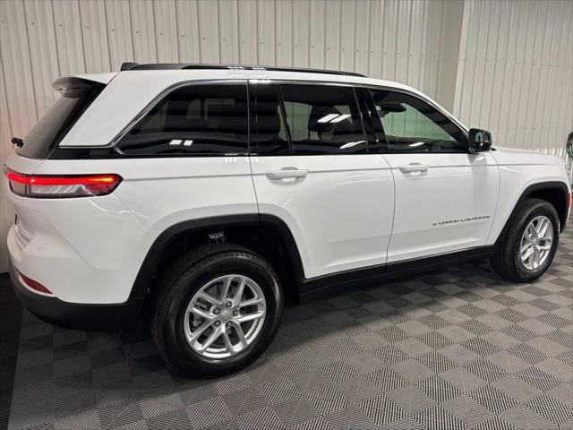 2025 Jeep Grand Cherokee Laredo X 4x4