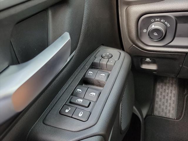 2026 Ram 1500 Tradesman Crew Cab 4x4 5'7" Box