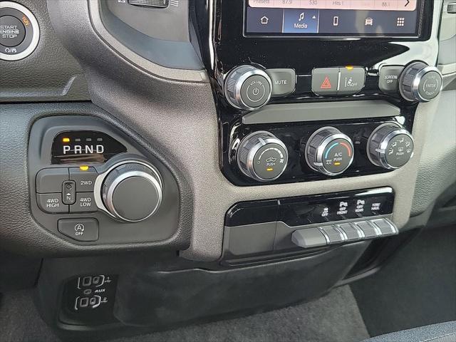 2026 Ram 1500 Tradesman Crew Cab 4x4 5'7" Box