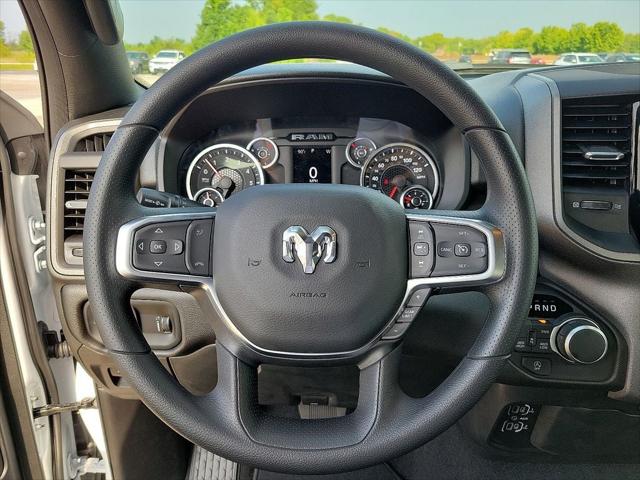 2026 Ram 1500 Tradesman Crew Cab 4x4 5'7" Box