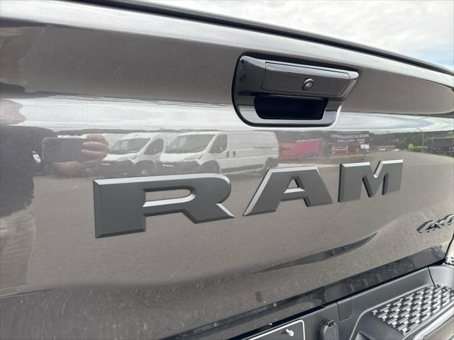 2026 Ram 1500 Laramie Crew Cab 4x4 5'7" Box