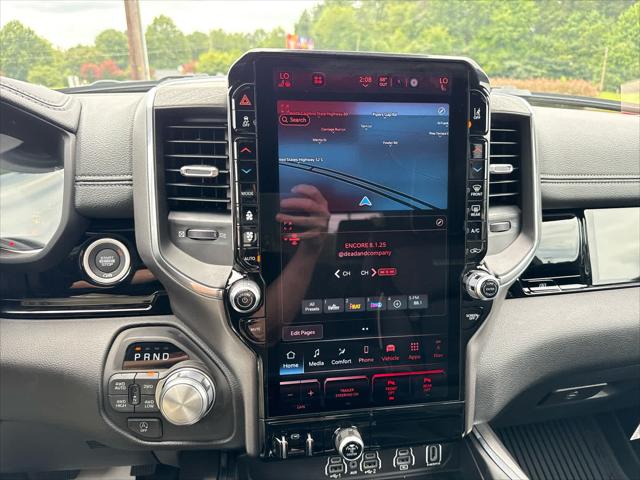 2026 Ram 1500 Laramie Crew Cab 4x4 5'7" Box