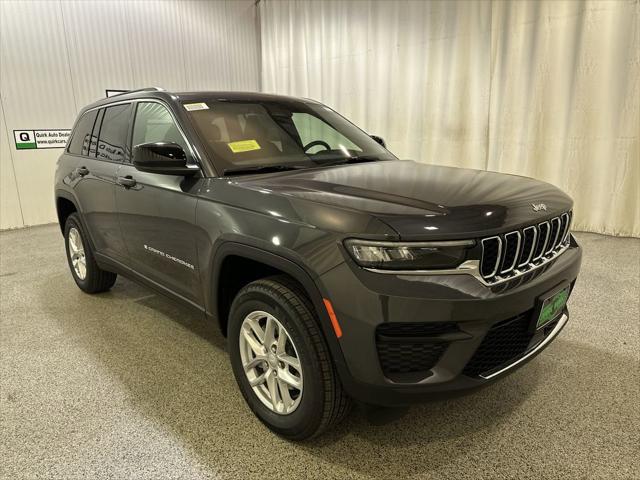 2025 Jeep Grand Cherokee GRAND CHEROKEE LAREDO X 4X4