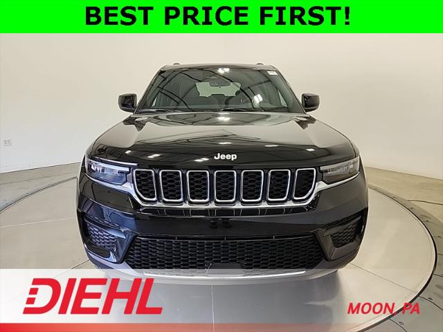 2025 Jeep Grand Cherokee GRAND CHEROKEE LAREDO X 4X4