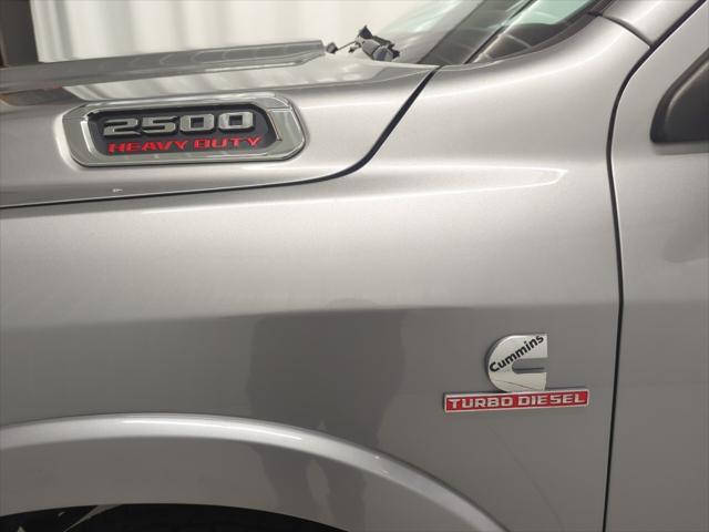 2020 RAM 2500 Laramie Crew Cab 4X4 64 Box