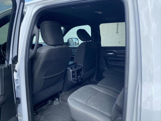 2020 RAM 2500 Big Horn Crew Cab 4X4 64 Box