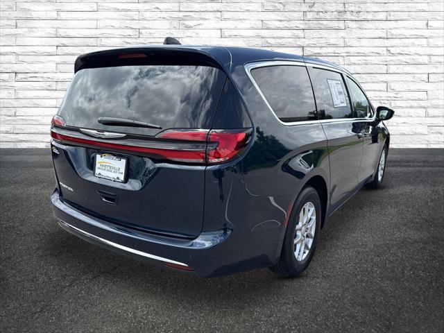 2025 Chrysler Pacifica PACIFICA SELECT